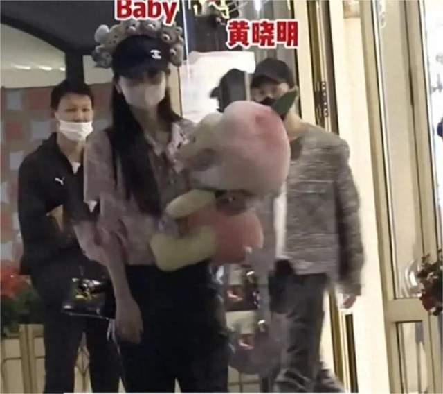 摄影刘大锤最新爆料直播 第1张 摄影刘大锤最新爆料直播 第1张